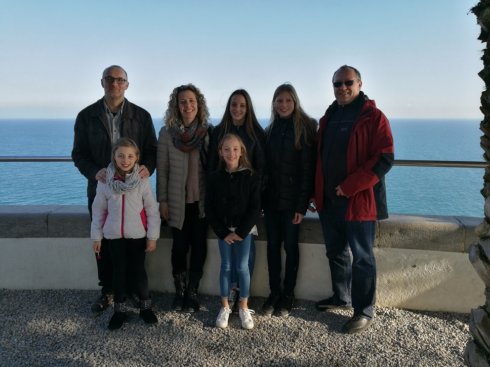 Duna’s German partner Claudia Kaube and her father, Mr Kaube, visited Duna Isern and her family.